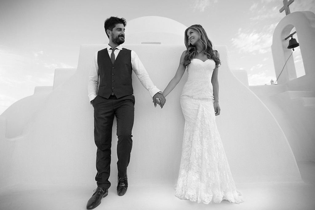 mykonos-santorini-destination-wedding-greece-island-alex-tsitouridis-stardust-photographos-gamou-gamos-cinematic-fashion-wed-destination-photographer-108