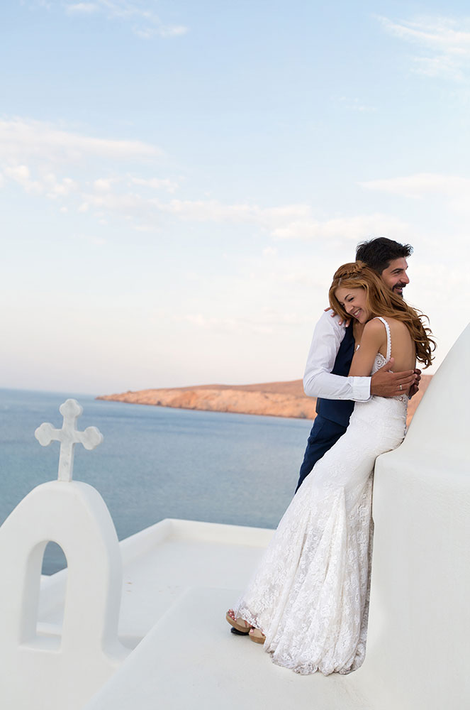 mykonos-santorini-destination-wedding-greece-island-alex-tsitouridis-stardust-photographos-gamou-gamos-cinematic-fashion-wed-destination-photographer-110