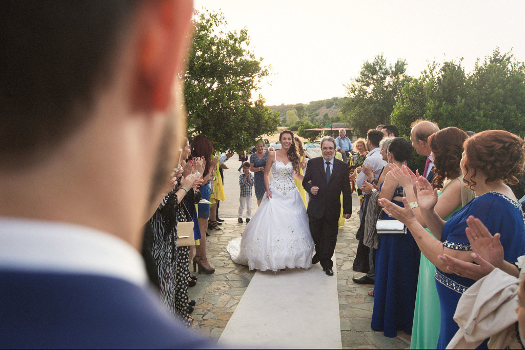 fotografos-gamou-destination-wedding-photographer-loutraki-santorini-stardust-tsitouridis-061