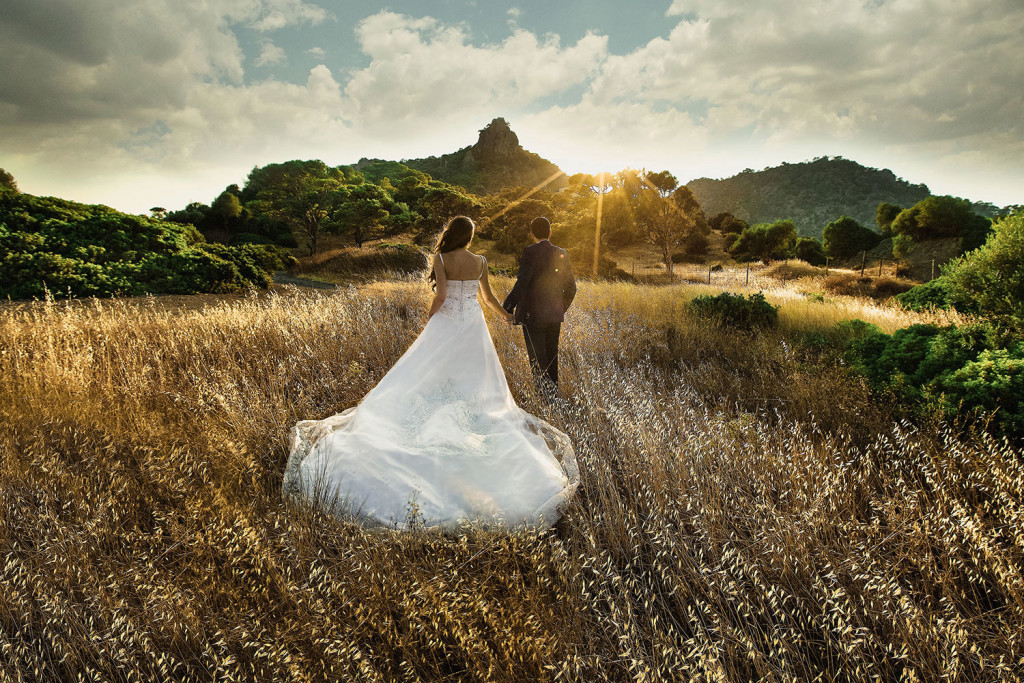 fotografos-gamou-destination-wedding-photographer-loutraki-santorini-stardust-tsitouridis-115