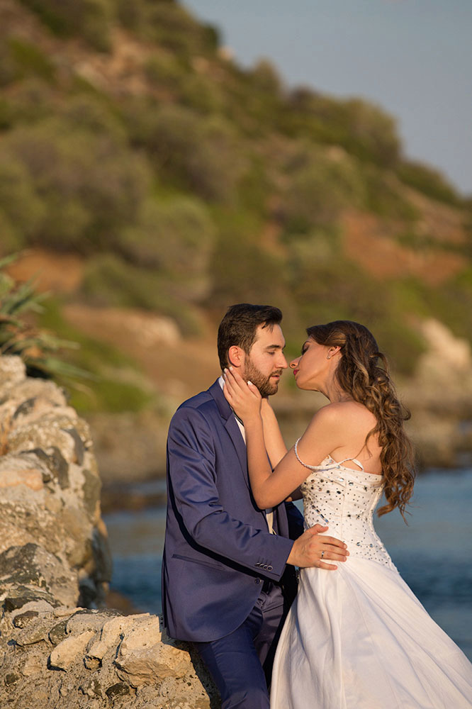 fotografos-gamou-destination-wedding-photographer-loutraki-santorini-stardust-tsitouridis-119