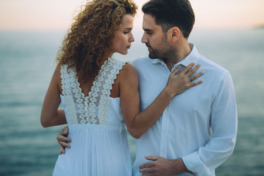 35-Alex-Tsitouridis-cinematic-awarded-wedding-photography-destination-photographer-`santorini-Mykonow-sexy-photography-documentary-photojurnalistic-wedding-story-4