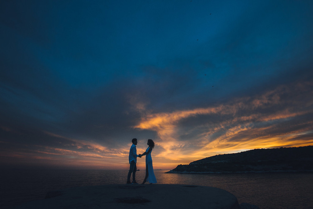 40-Alex-Tsitouridis-cinematic-awarded-wedding-photography-destination-photographer-`santorini-Mykonow-sexy-photography-documentary-photojurnalistic-wedding-story-14