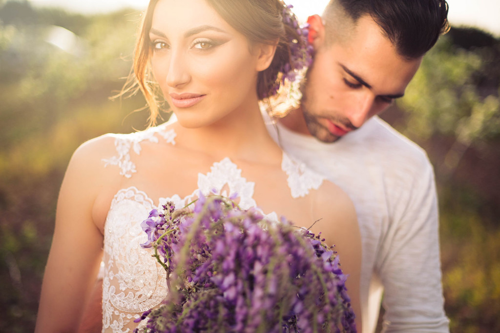 modern-fresh-creative-documentary-narrative-wedding-photography-by-Alex-Tsitouridis-Santorini-Mykonos-Nafplio