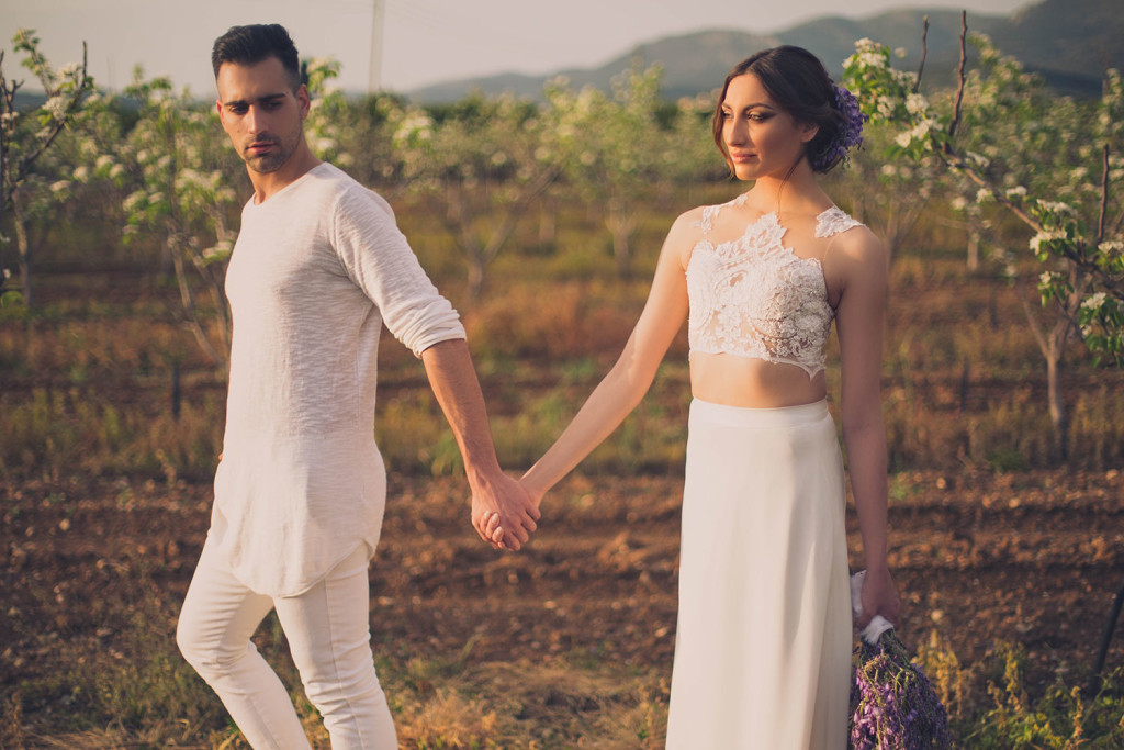 Alex-Tsitouridis-wedding-photographer-santorini-mykonos-paros-greek-islands-destination-awarded-photographer-nafplio-cinematic-documentary-narrative-photography18