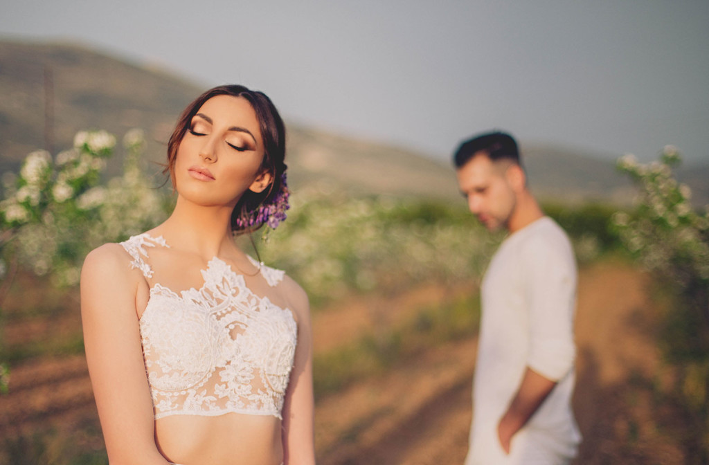 Alex-Tsitouridis-wedding-photographer-santorini-mykonos-paros-greek-islands-destination-awarded-photographer-nafplio-cinematic-documentary-narrative-photography23