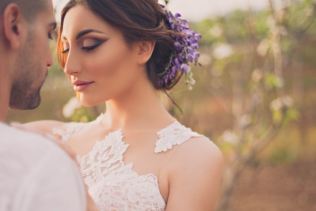 modern-fresh-creative-documentary-narrative-wedding-photography-by-Alex-Tsitouridis-Santorini-Mykonos-Nafplio