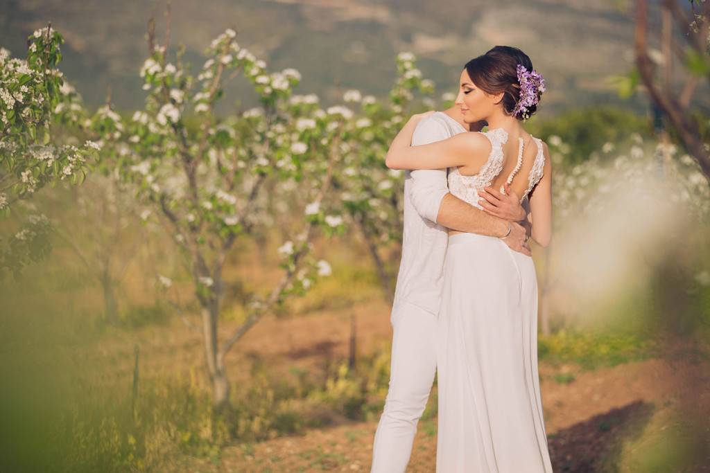 modern-fresh-creative-documentary-narrative-wedding-photography-by-Alex-Tsitouridis-Santorini-Mykonos-Nafplio